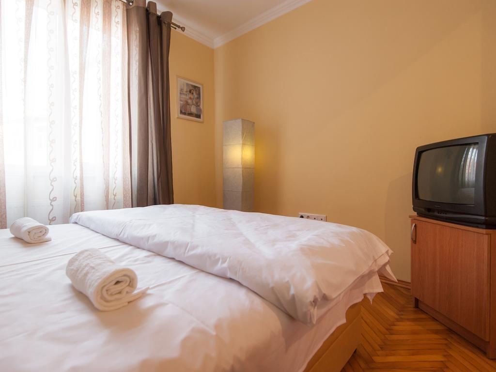 Like Hostel Tjernivtsi Rum bild
